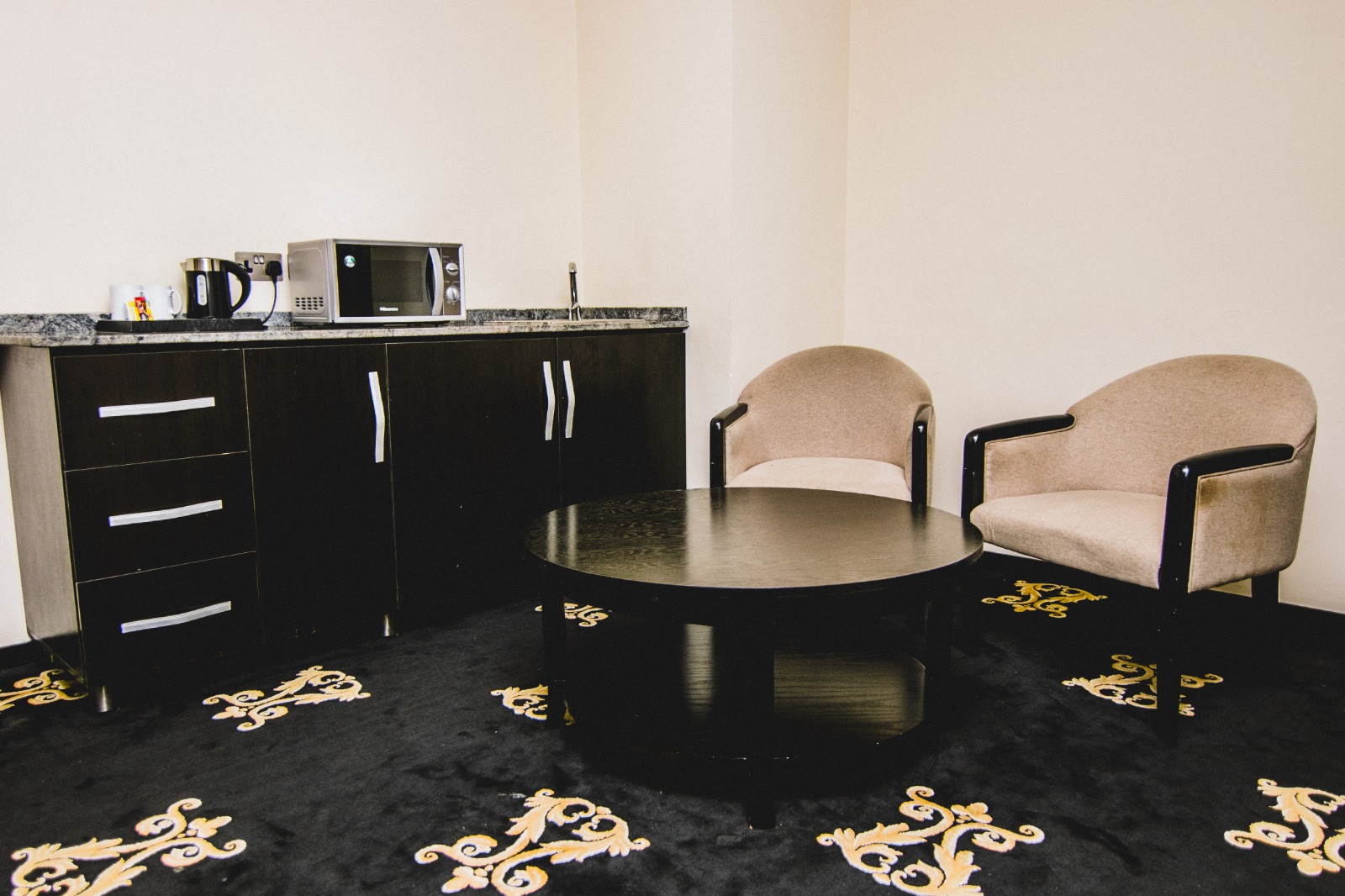 A picture of Executive Suite