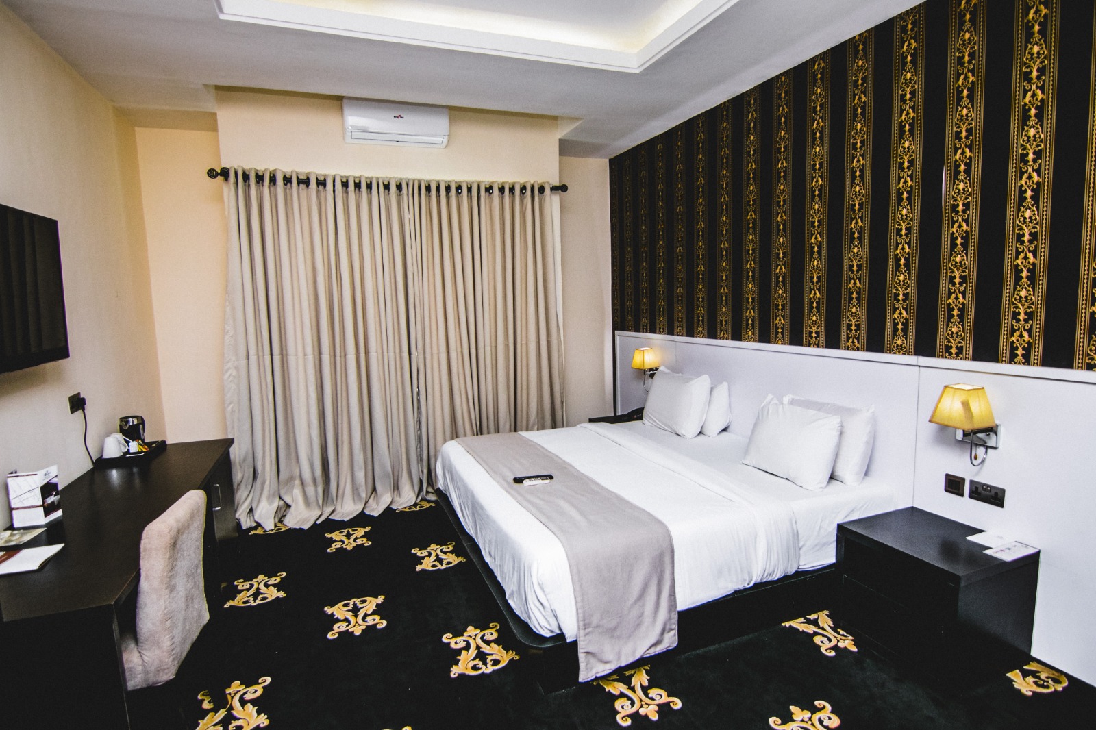 A picture of Executive Suite