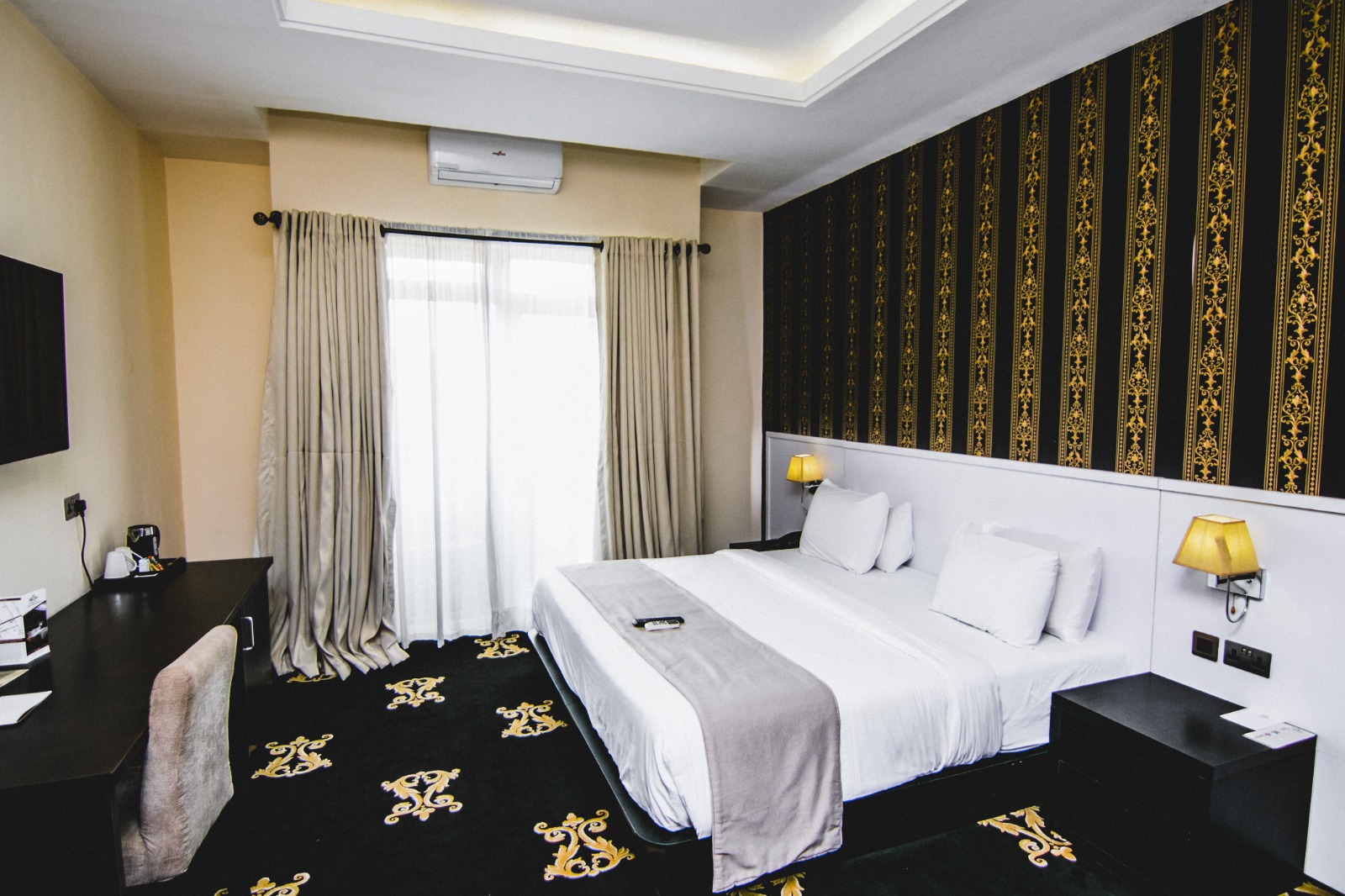 A picture of Executive Suite